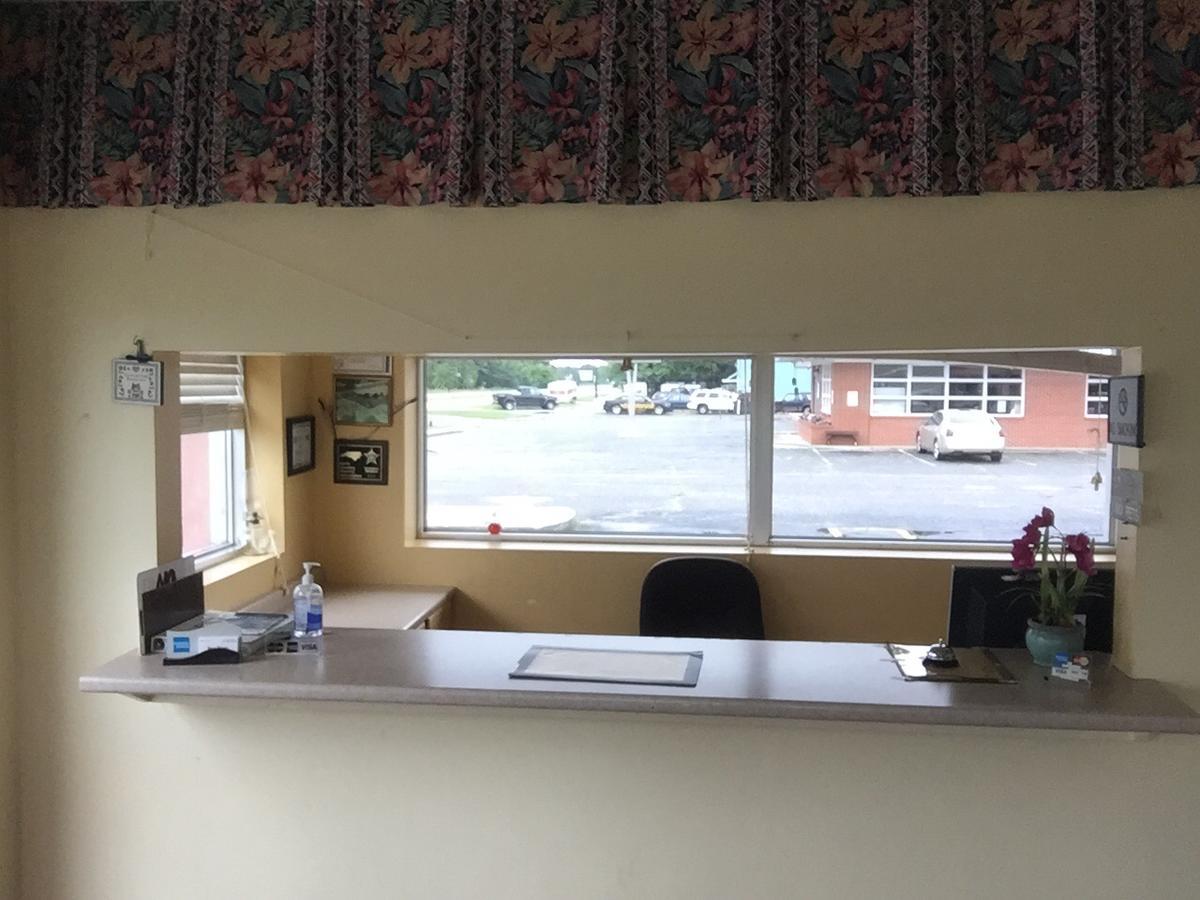 Ross Motel Williamston Eksteriør billede