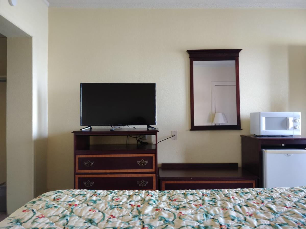 Ross Motel Williamston Eksteriør billede