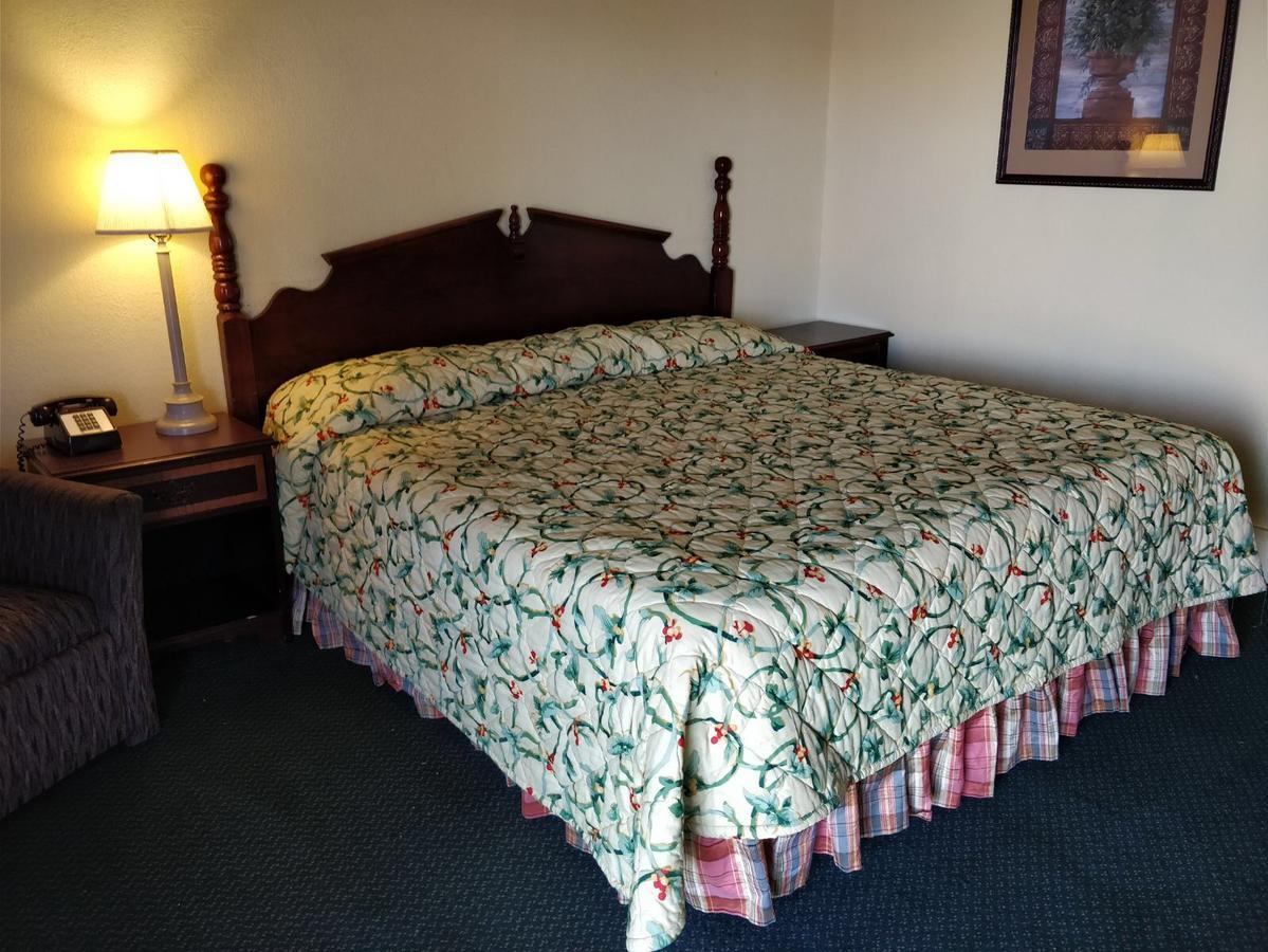 Ross Motel Williamston Eksteriør billede